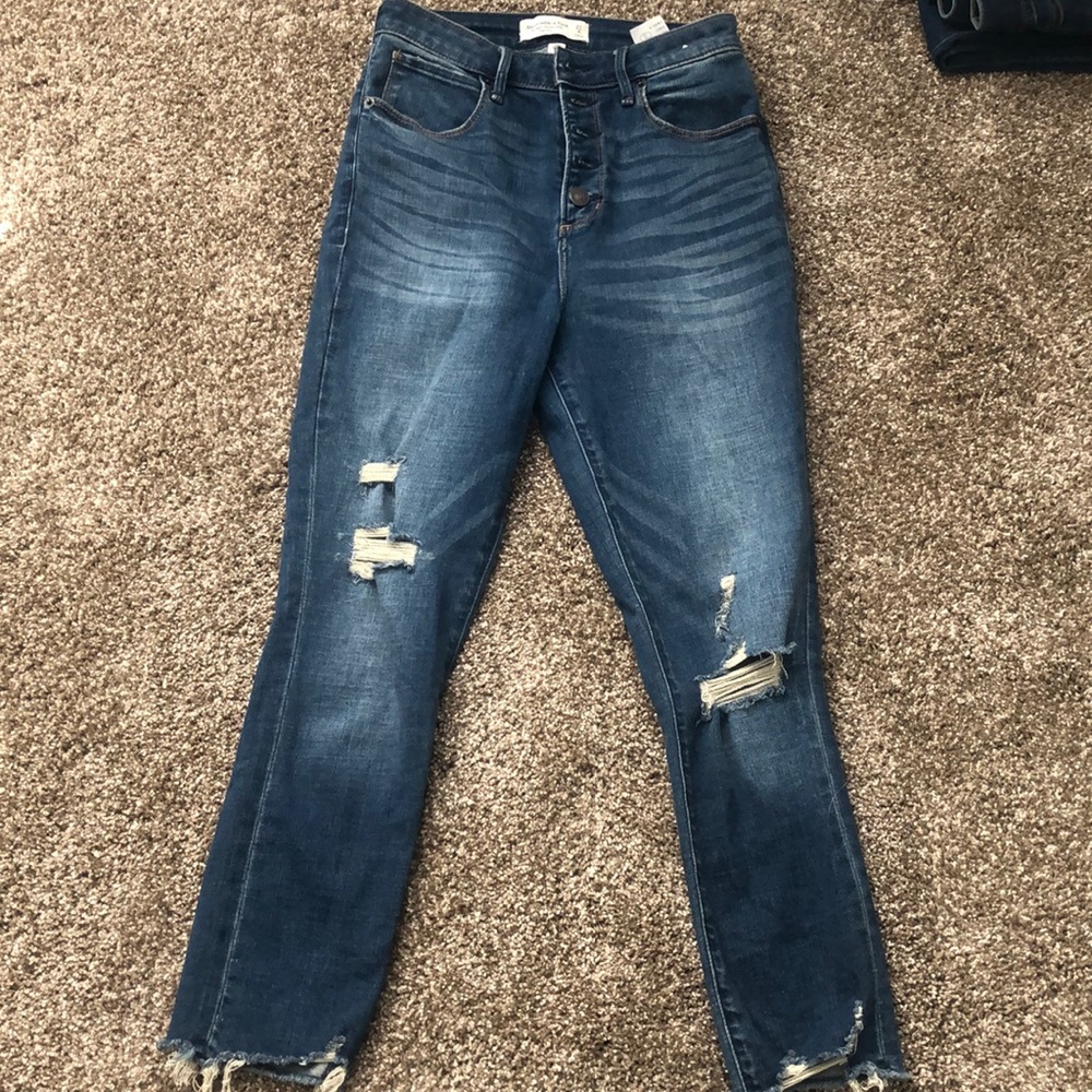 Curve love distressed jeans